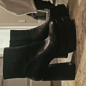 Steve Madden leather chunky boots